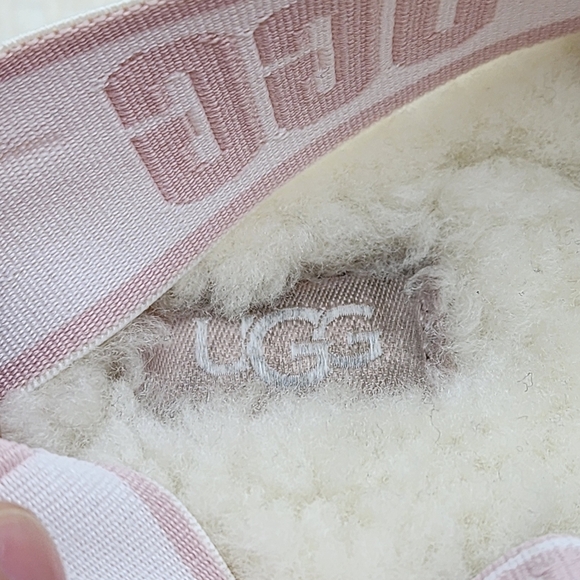 UGG Women's Fluff Yeah Plush Sandals White- 8 - Picture 4 of 7
